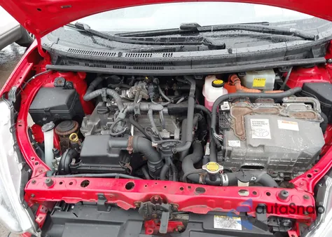 2015 Toyota Prius C One z USA, uszkodzony, nr VIN JTDKDTB37F1096475